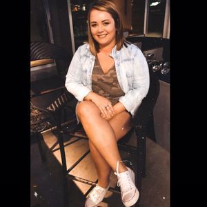 Meet your Posher, Raegan